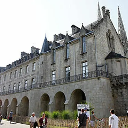 With One Bedroom In Concarneau, With Wonderful Sea View, Poo شقة *